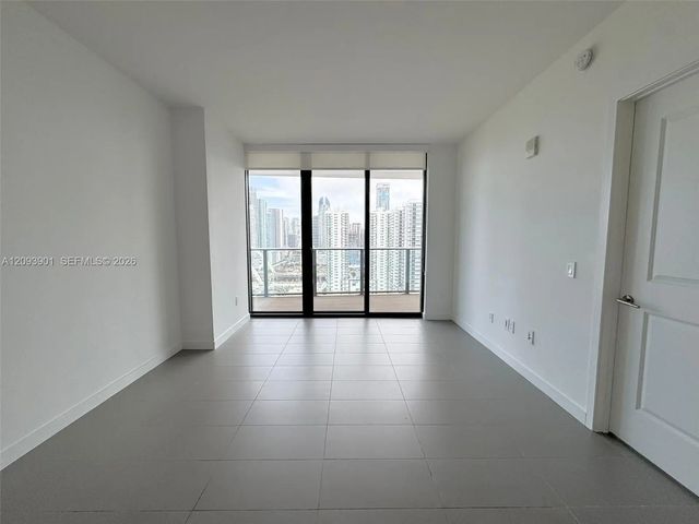 5 of 25 - 1600 Ne 1st Avenue #2509, Miami, FL