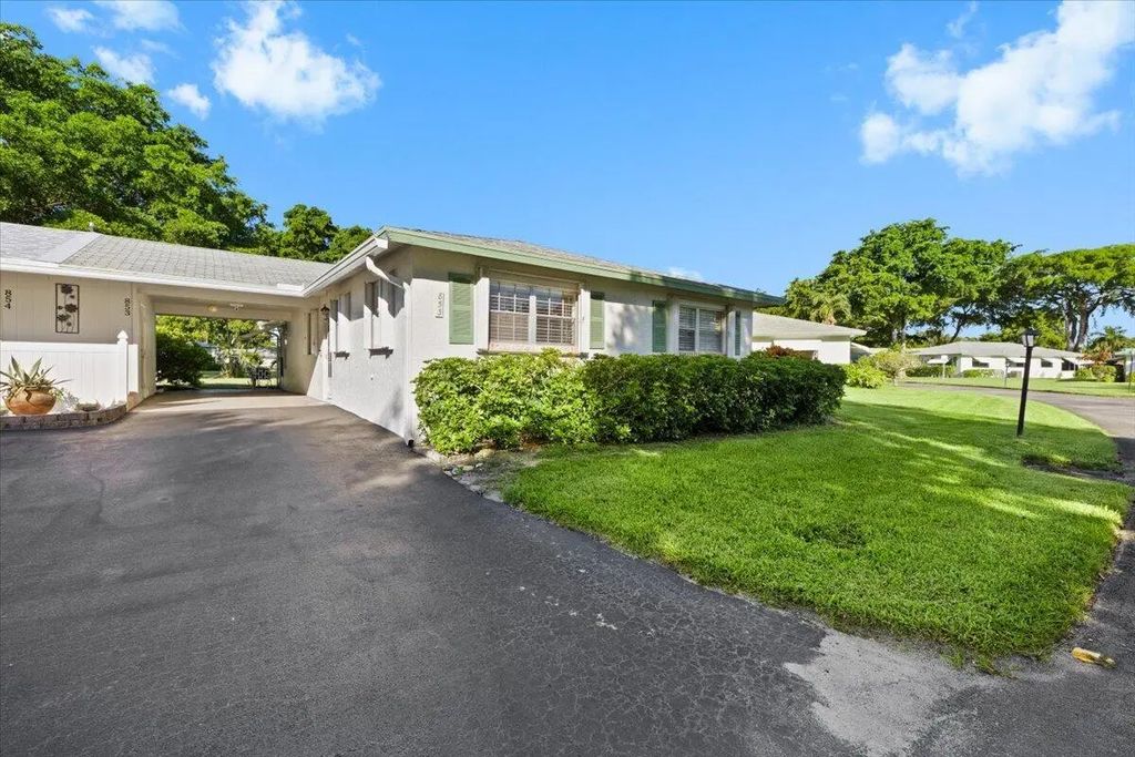 853 Meadowlark Lane #853, Delray Beach