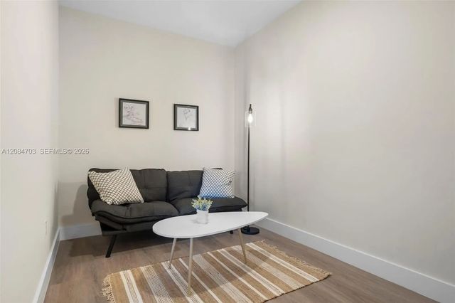 5 of 22 - 1938 Jackson Street #306, Hollywood, FL