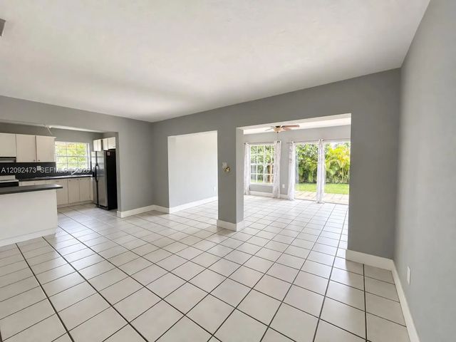 4 of 15 - 5311 Sw 132nd Avenue, Miami, FL