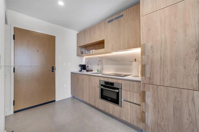 4 of 55 - 11 Ne 6th Street #2310, Miami, FL