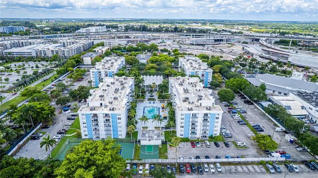 482 Nw 165th St Road #a-201, Miami