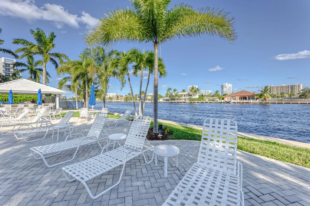 6293 Bay Club Drive #4, Fort Lauderdale