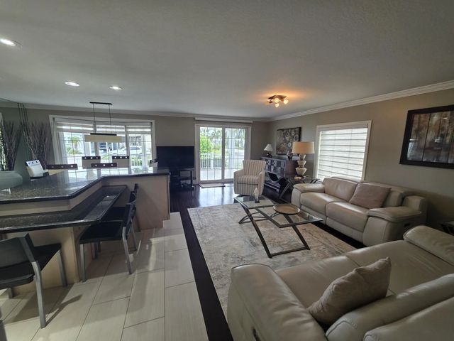 2 of 22 - 2471 Sw 51st Street, Dania Beach, FL
