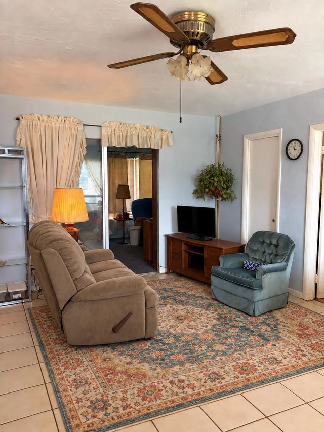 5 of 16 - 5051 Sw 10th Street, Plantation, FL