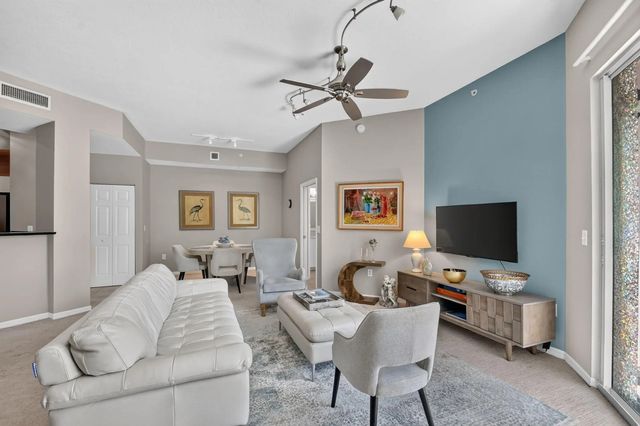 3 of 60 - 806 E Windward Way #108, Lantana, FL