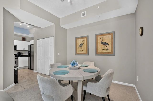 5 of 60 - 806 E Windward Way #108, Lantana, FL