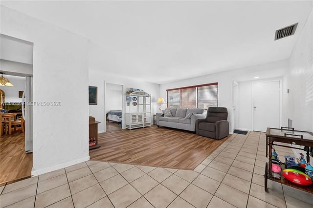 5 of 25 - 11731 Nw 30th Place, Sunrise, FL