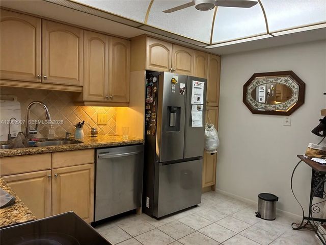 4 of 24 - 1351 Ne Miami Gardens Drive #ph11e, Miami, FL