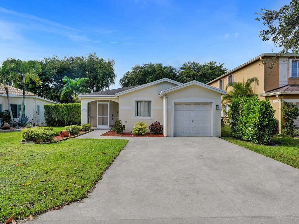 1245 Sw 46th Way, Deerfield Beach