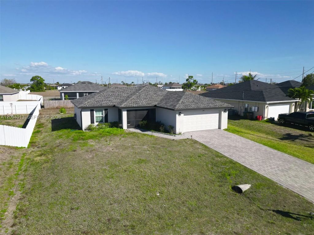 2507 Nw 8th Place, 