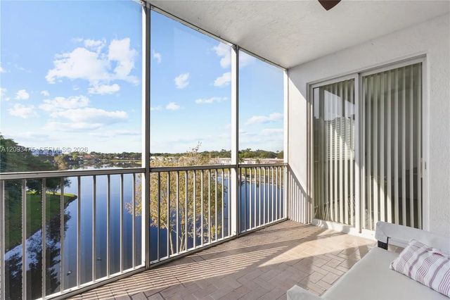 10770 Nw 66th Street #404, Doral