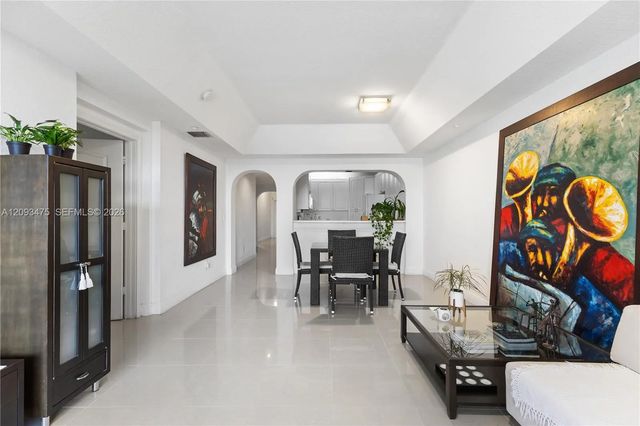 2 of 34 - 10770 Nw 66th Street #404, Doral, FL