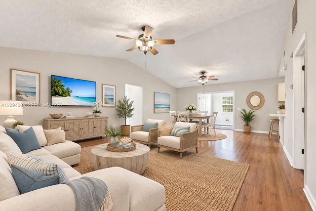 5 of 42 - 2044 Ne 24th Street, Jensen Beach, FL