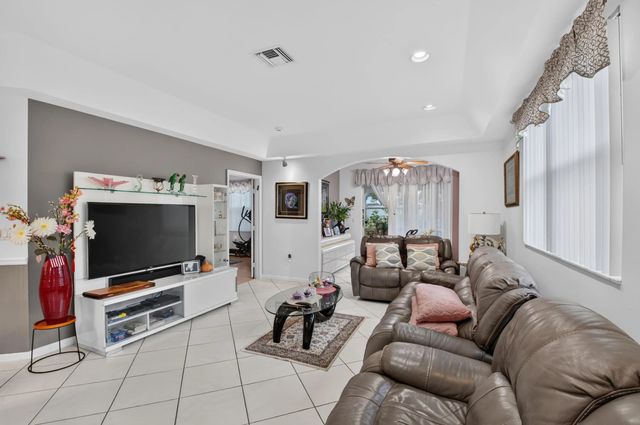 2 of 29 - 12598 Crystal Pointe Drive #d, Boynton Beach, FL