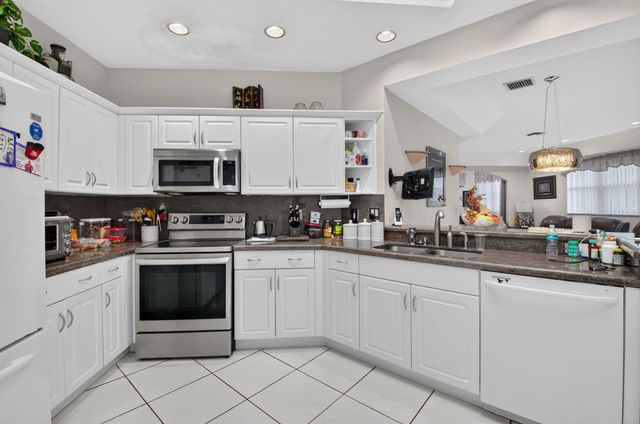 4 of 29 - 12598 Crystal Pointe Drive #d, Boynton Beach, FL