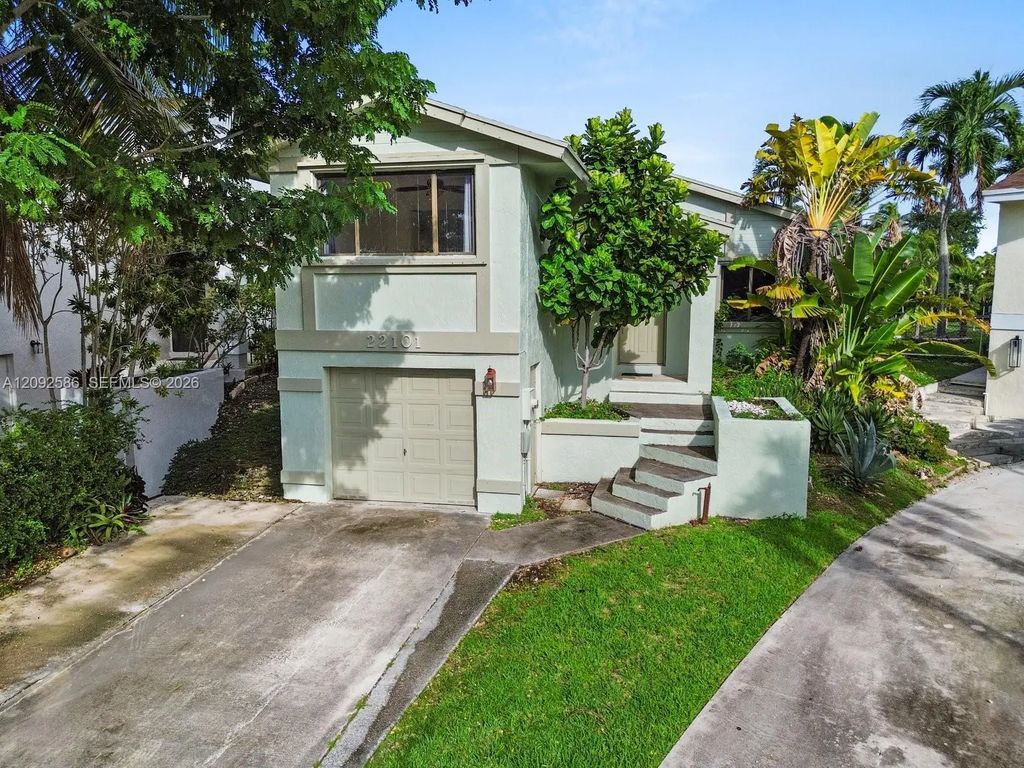 22101 Sw 100th Place, Cutler Bay