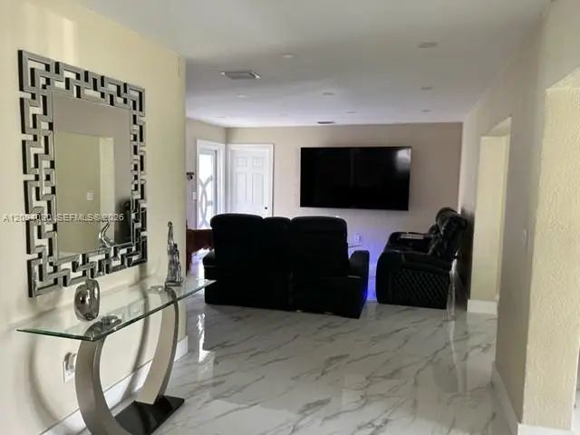 4 of 24 - 2310 Nw 175th Street, Miami Gardens, FL