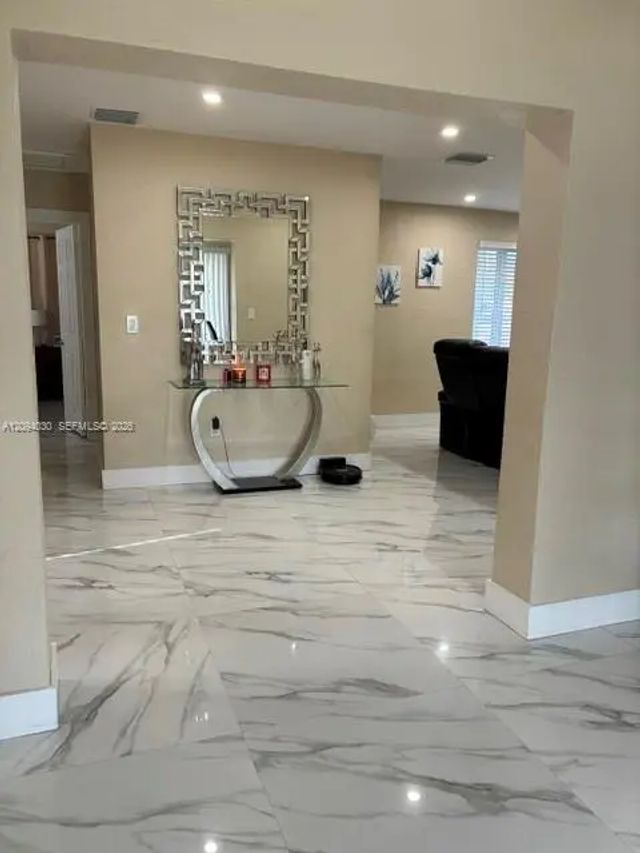 5 of 24 - 2310 Nw 175th Street, Miami Gardens, FL