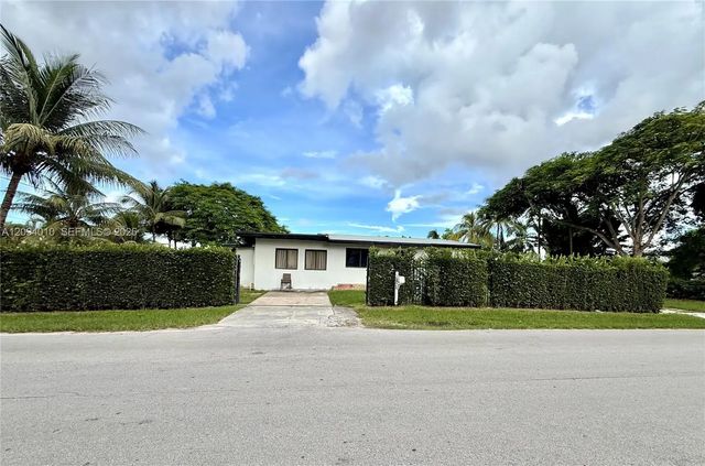 3 of 4 - 6255 Sw 123rd Avenue, Miami, FL