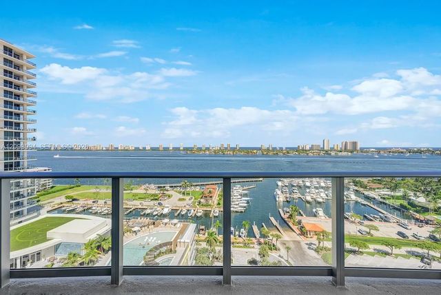 3 of 82 - 220 Lake Shore Drive #1512, West Palm Beach, FL