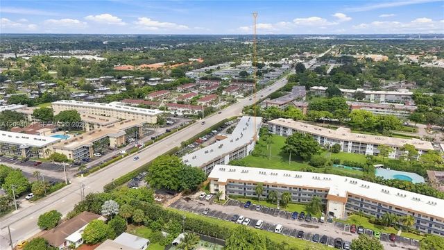 5 of 37 - 2200 Springdale Boulevard #209, Palm Springs, FL
