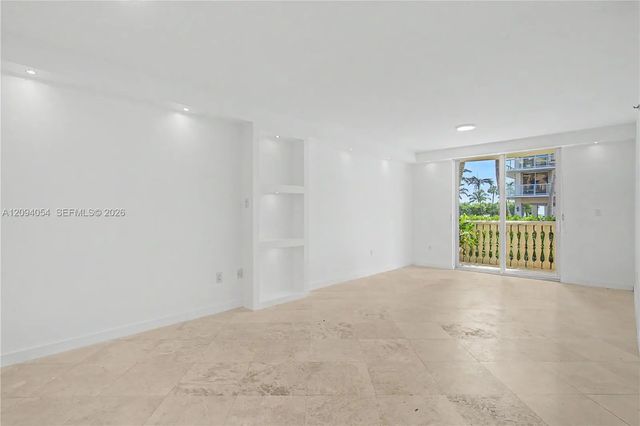 3 of 37 - 8888 Collins Avenue #115, Surfside, FL