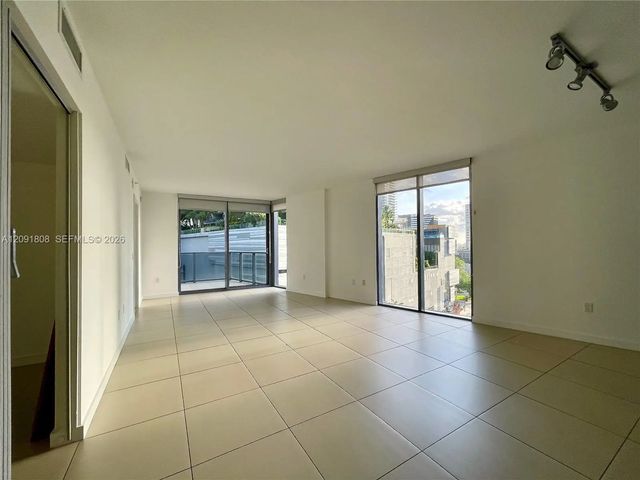 2 of 27 - 31 Se 6th Street #1101, Miami, FL