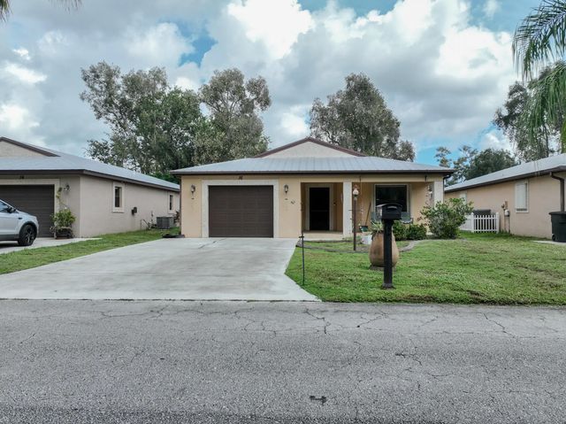 16 Mediterranean Boulevard S, Port St. Lucie