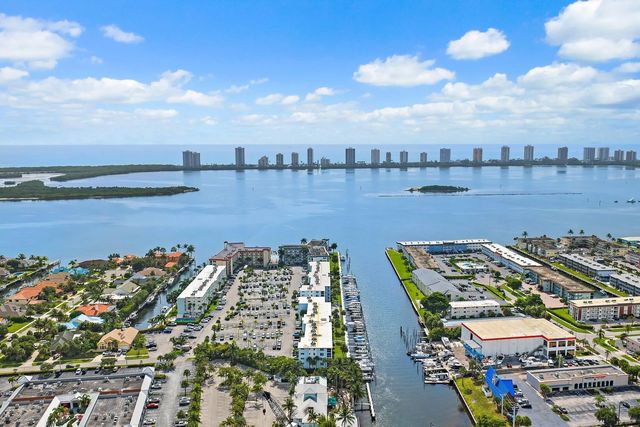 3 of 27 - 100 Paradise Harbour Boulevard #202, North Palm Beach, FL