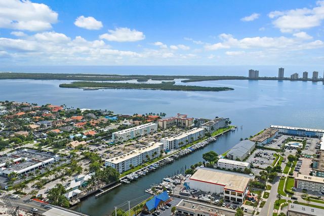 4 of 27 - 100 Paradise Harbour Boulevard #202, North Palm Beach, FL