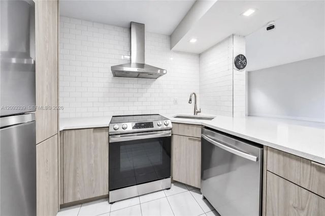 4 of 27 - 2049 S Ocean Drive #ph4, Hallandale Beach, FL