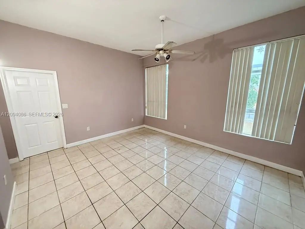 7400 W 20th Avenue #225, Hialeah