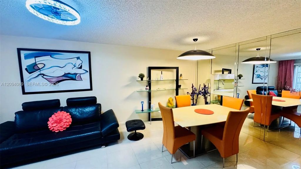 410 Se 2nd Street #219, Hallandale Beach
