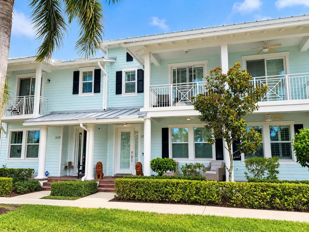 1235 N Community Drive, Jupiter