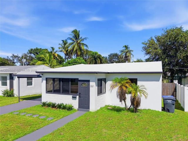 3 of 31 - 831 S 28th Avenue, Hollywood, FL