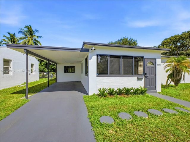 4 of 31 - 831 S 28th Avenue, Hollywood, FL