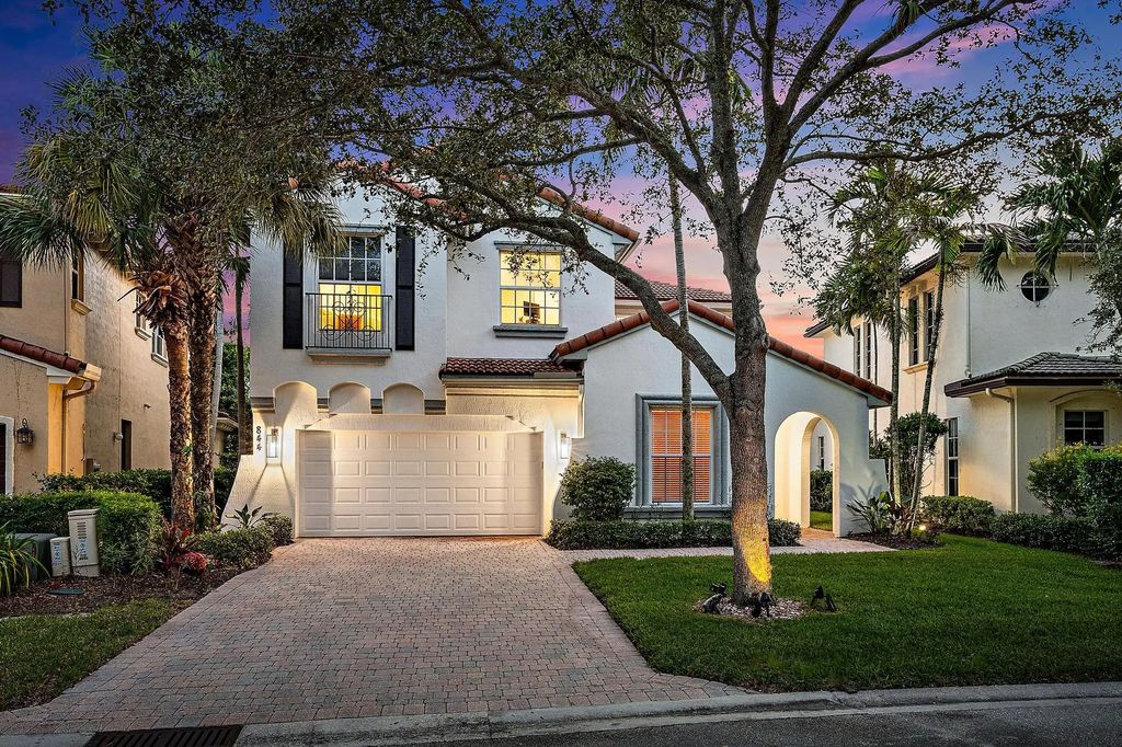 844 Madison Court, Palm Beach Gardens