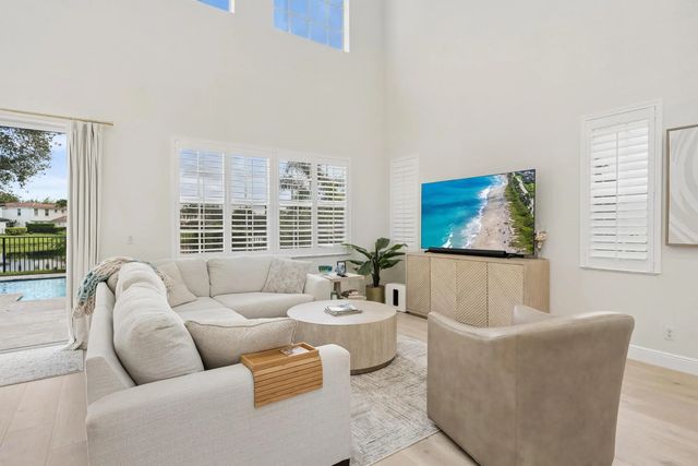 5 of 47 - 844 Madison Court, Palm Beach Gardens, FL