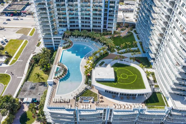 4 of 73 - 220 Lake Shore Drive #503, Lake Park, FL