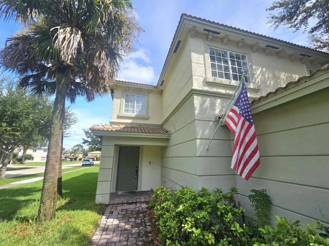 4 of 36 - 1919 Newport Isles Boulevard, Port St. Lucie, FL