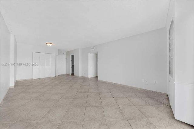 3 of 20 - 400 Kings Point Drive #1427, Sunny Isles Beach, FL
