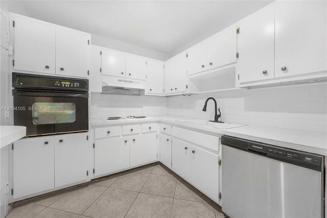 4 of 20 - 400 Kings Point Drive #1427, Sunny Isles Beach, FL