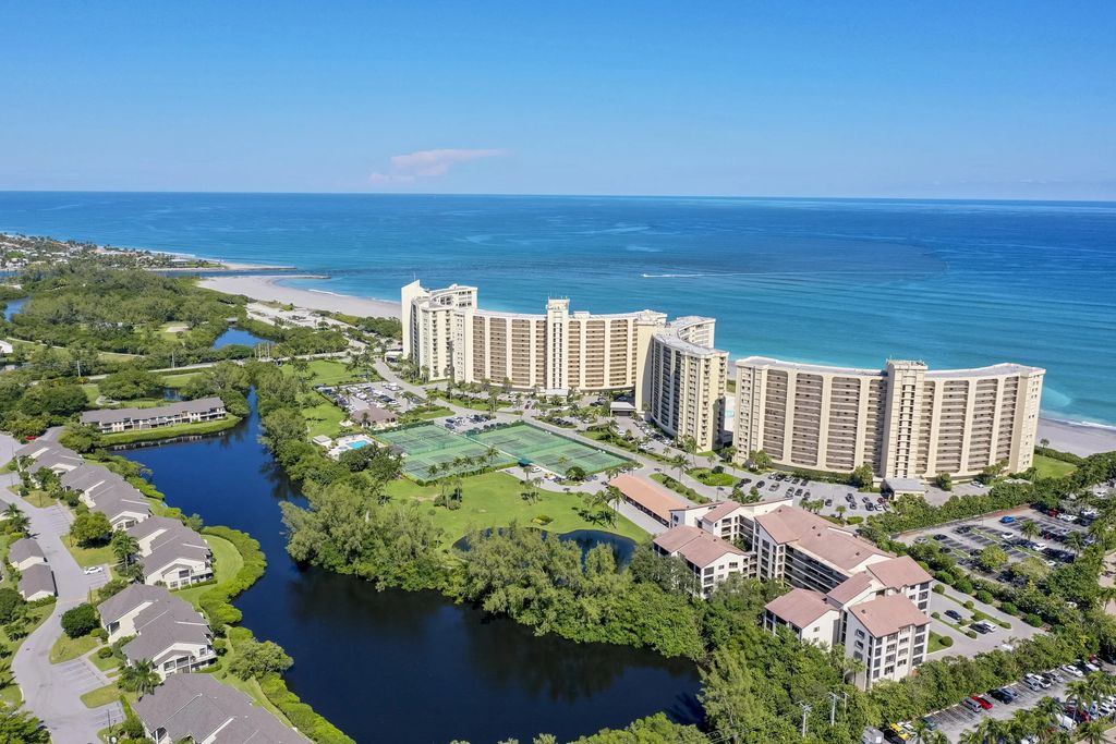 500 Ocean Trail Way #409, Jupiter