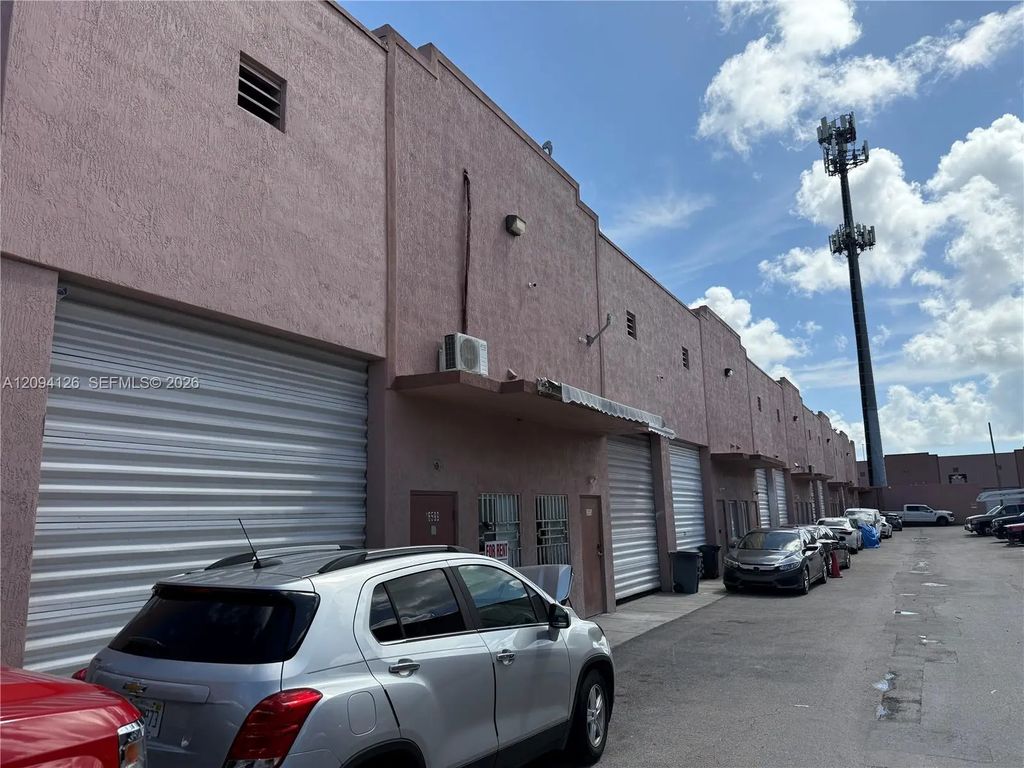 16599 Sw 117th Avenue #1d, Miami
