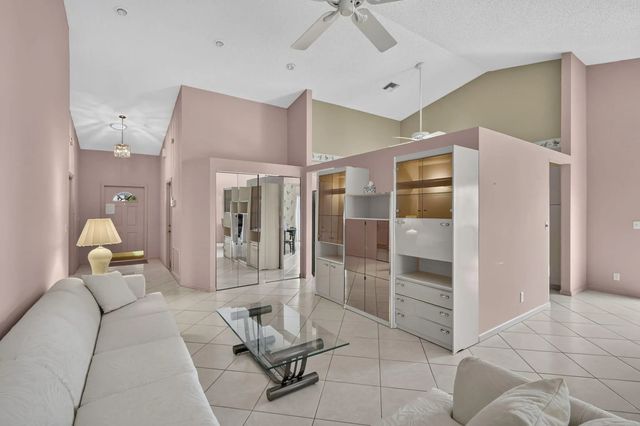 5 of 41 - 3914 Dafilee Circle, West Palm Beach, FL