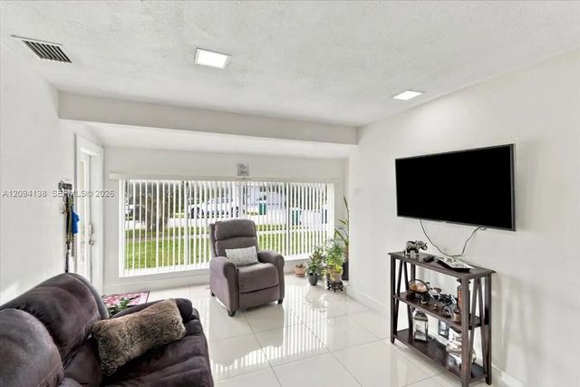 5 of 43 - 9625 Dominican Drive, Cutler Bay, FL