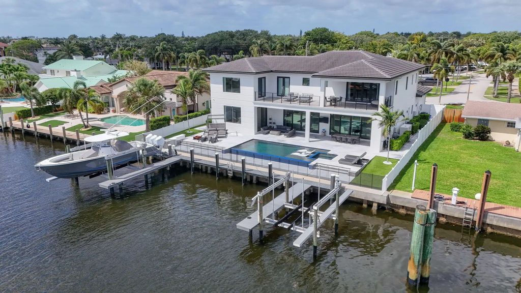 824 Shore Drive, North Palm Beach