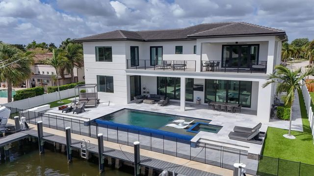 2 of 133 - 824 Shore Drive, North Palm Beach, FL