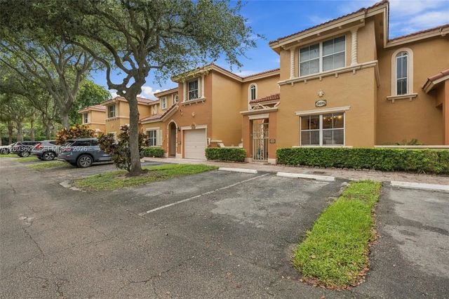 4 of 33 - 8531 Nw 139th Terrace #1406, Miami Lakes, FL